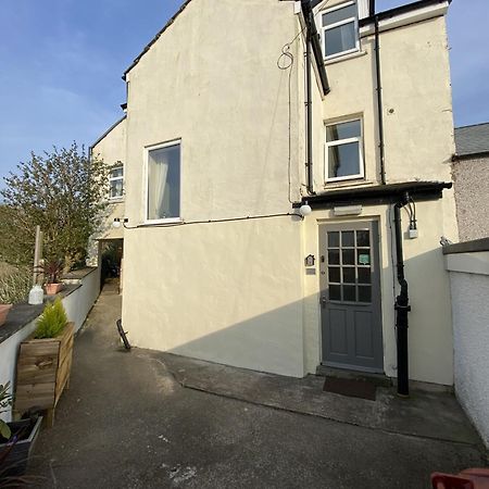 Number 19 Guest House - Self Check In - Under 4 Miles From Barrow In Furness Dalton in Furness Exterior photo